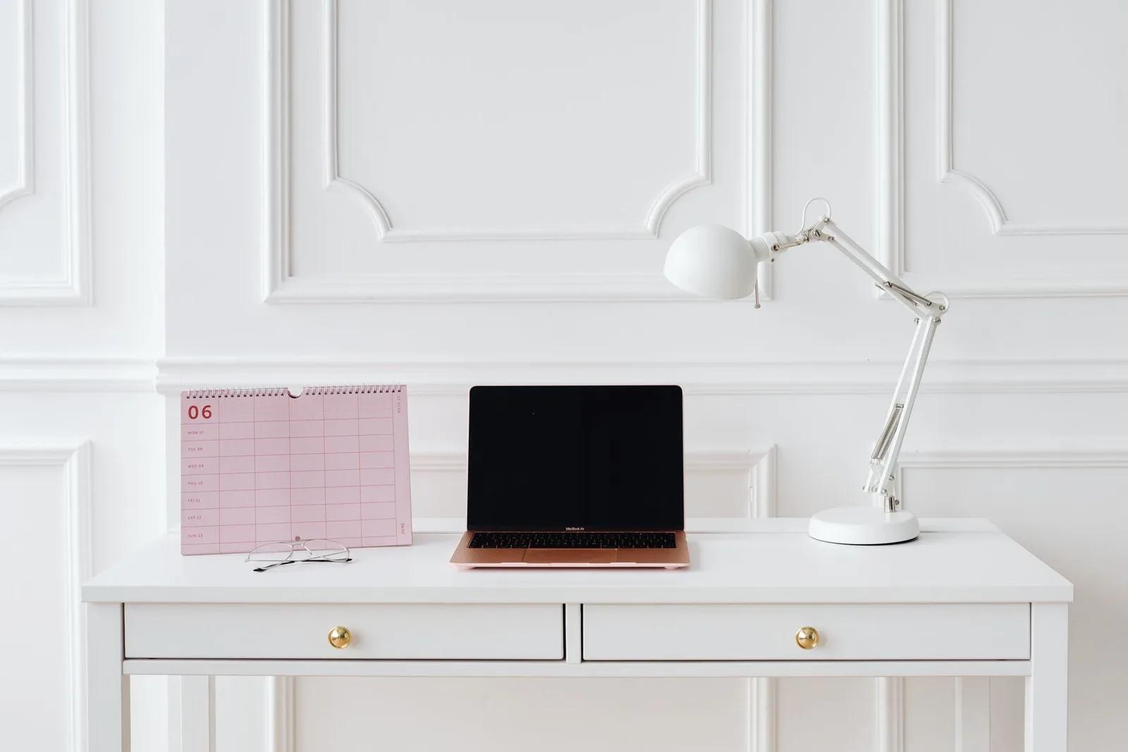 Social Media Content Calendar for Small Business Leads